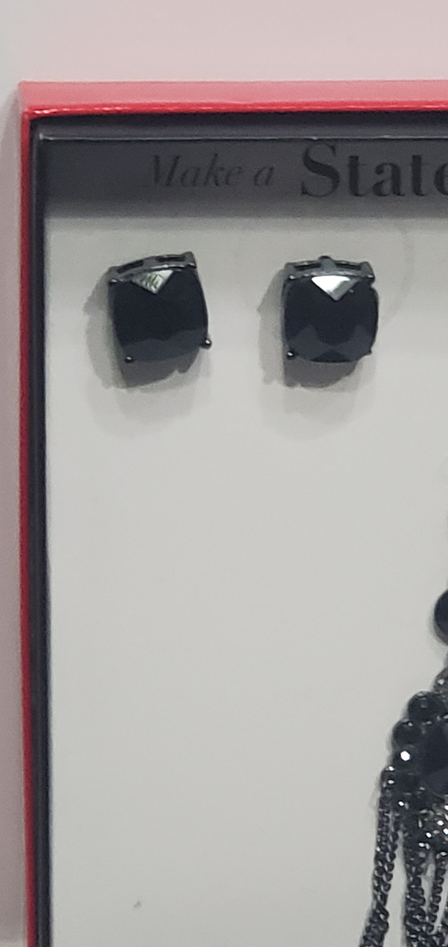 Black Earrings and Necklace Set