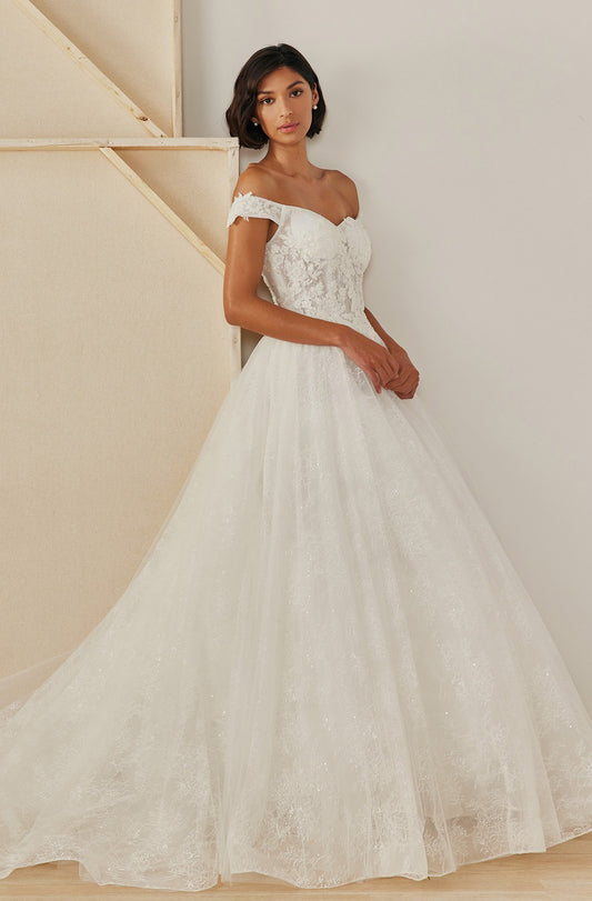 OFF SHOULDER, SWEETHEART BALLGOWN